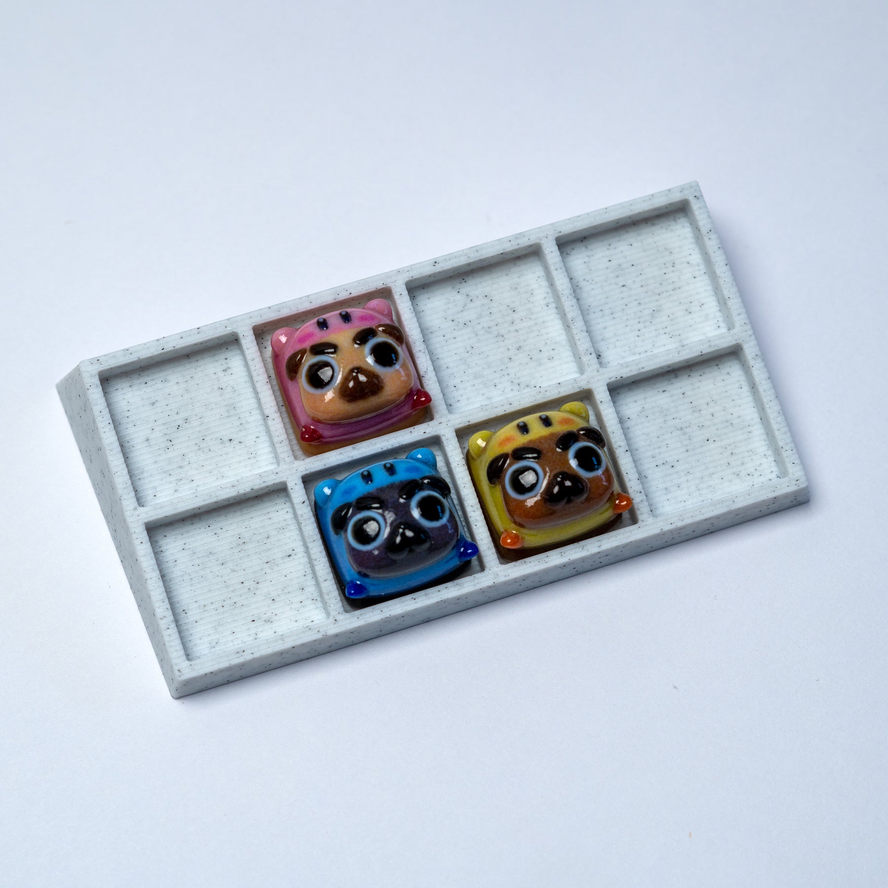 Artisan Keycap Display Tray – Capsmiths Inc.